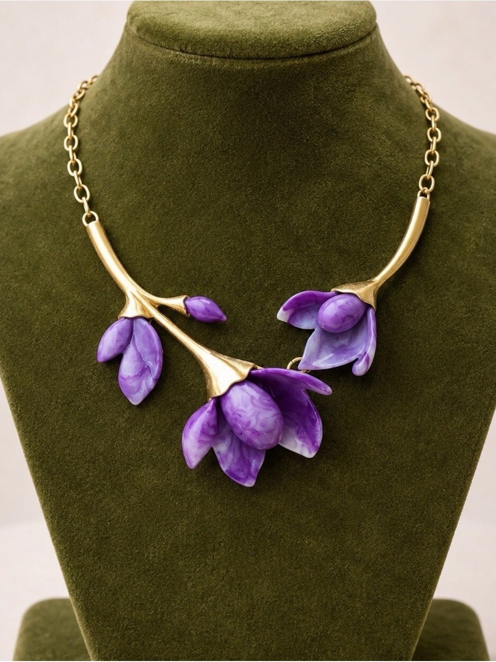 Art Nouveau Artisanal Flower Necklace Museum Magnolia Floral Jade Gold Botanical